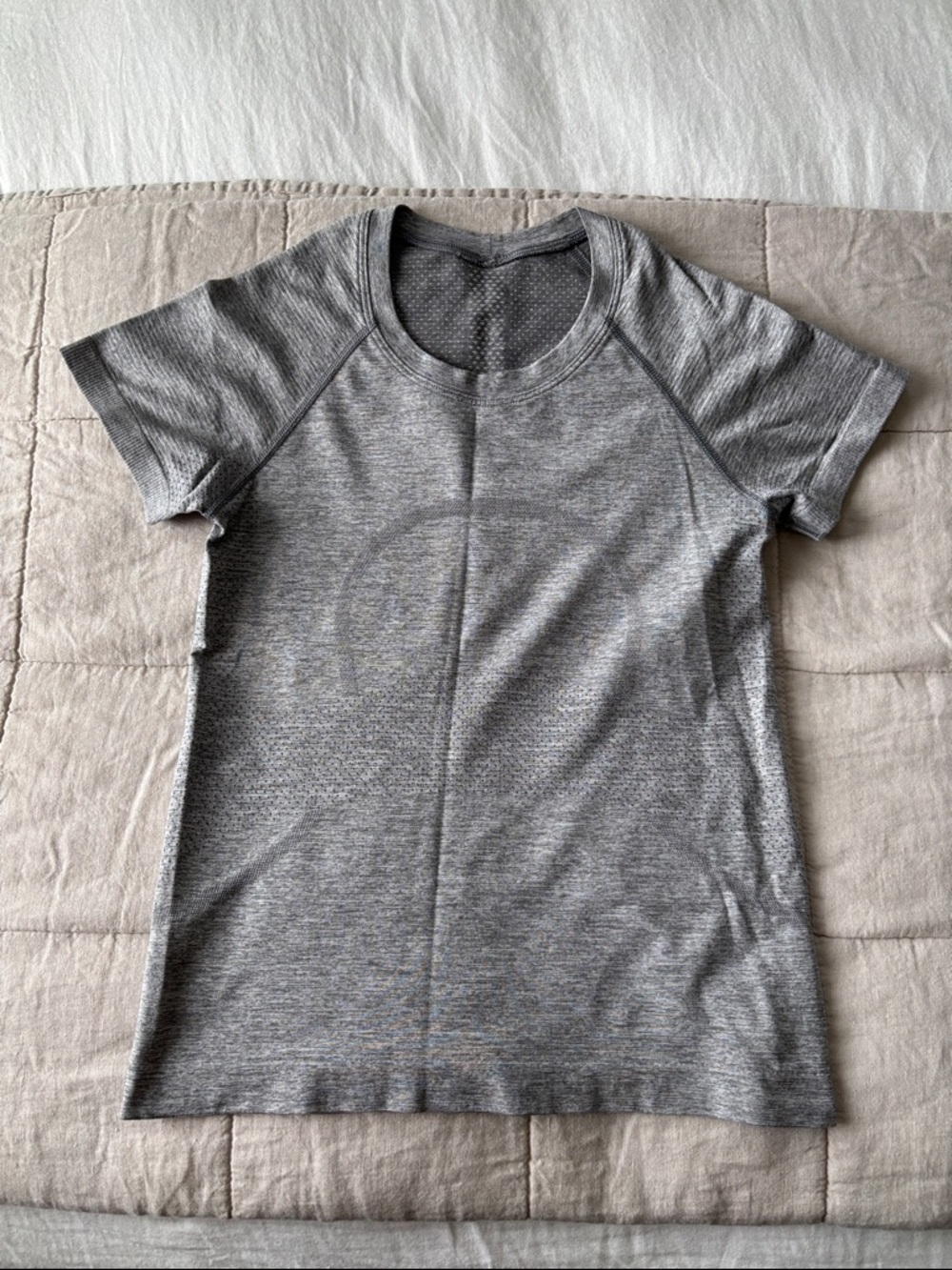Lululemon Swiftly Tech Short-Sleeve Shirt 2.0 - Race/Waist Length - Picture 3 of 9